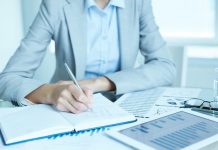 En düşük temsiliyet sigorta sektöründe