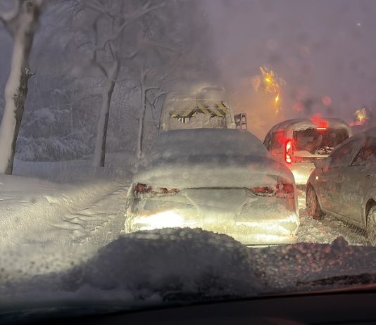 Eksperler kar hasarı için sürücüleri uyardı