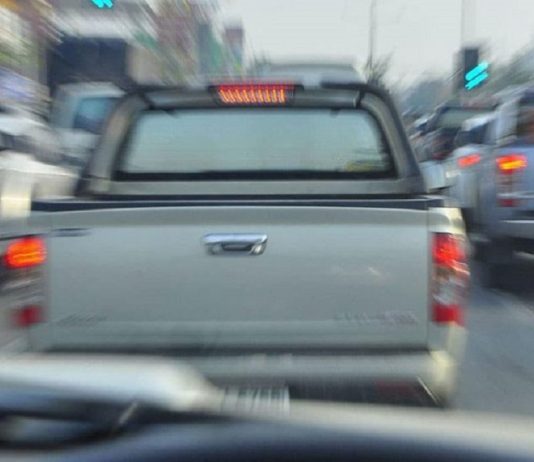 Trafikte yakın takip, selektörle taciz suç mu?