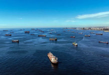 Sigorta krizi çözüldü gemiler Boğazdan geçmeye başladı