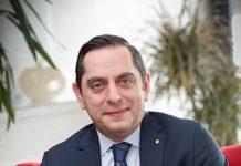 Mert Ekitmen, Marsh’a katıldı