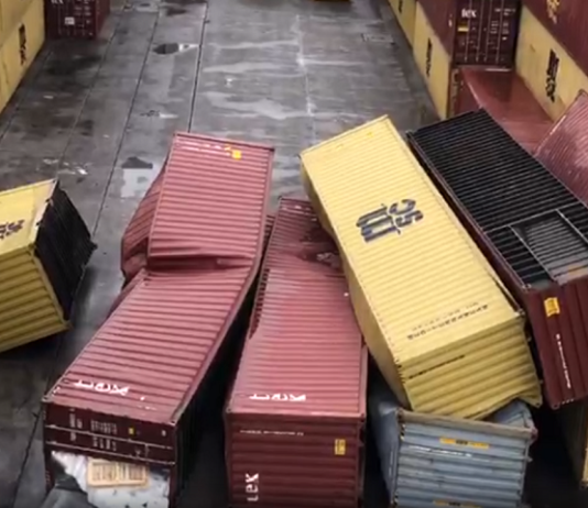 Deprem limanlarda da hasara yol açtı