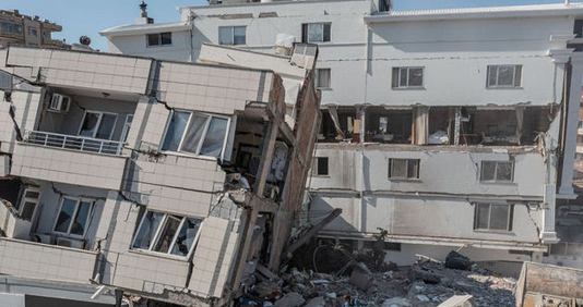Deprem bölgesinde konutlar 39 metrekare gösterilmiş