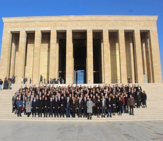 Hepiyi Sigorta, Cumhuriyetin 100. Yılında Anıtkabir’i ziyaret etti
