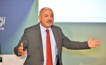 Gülen: Sigorta yoksulluğa geri düşüşü önleyen tek araç