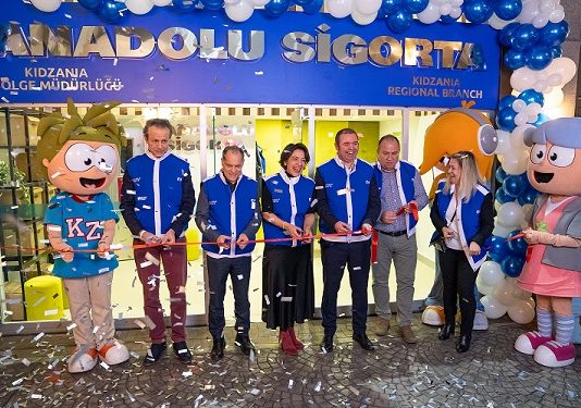 Anadolu Sigorta çocukları sigortacılık serüvenine davet ediyor