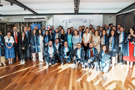 AXA Türkiye geleceğin sigortacılarını yetiştiriyor