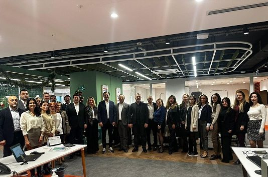 HDI Sigorta yönetimi, iş ortaklarıyla İzmir’de buluştu