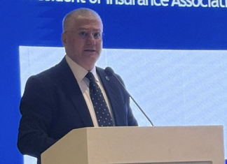 Yaşar, Bakü’den seslendi: Gelin, geleceği birlikte sigortalayalım